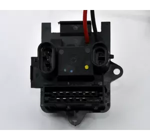 Резистор регулятора скорости вентилятора на Renault Trafic II 01->2014 - Renault (Оригинал) - 7701208226